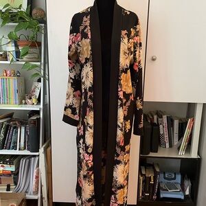 Floral print maxi length duster